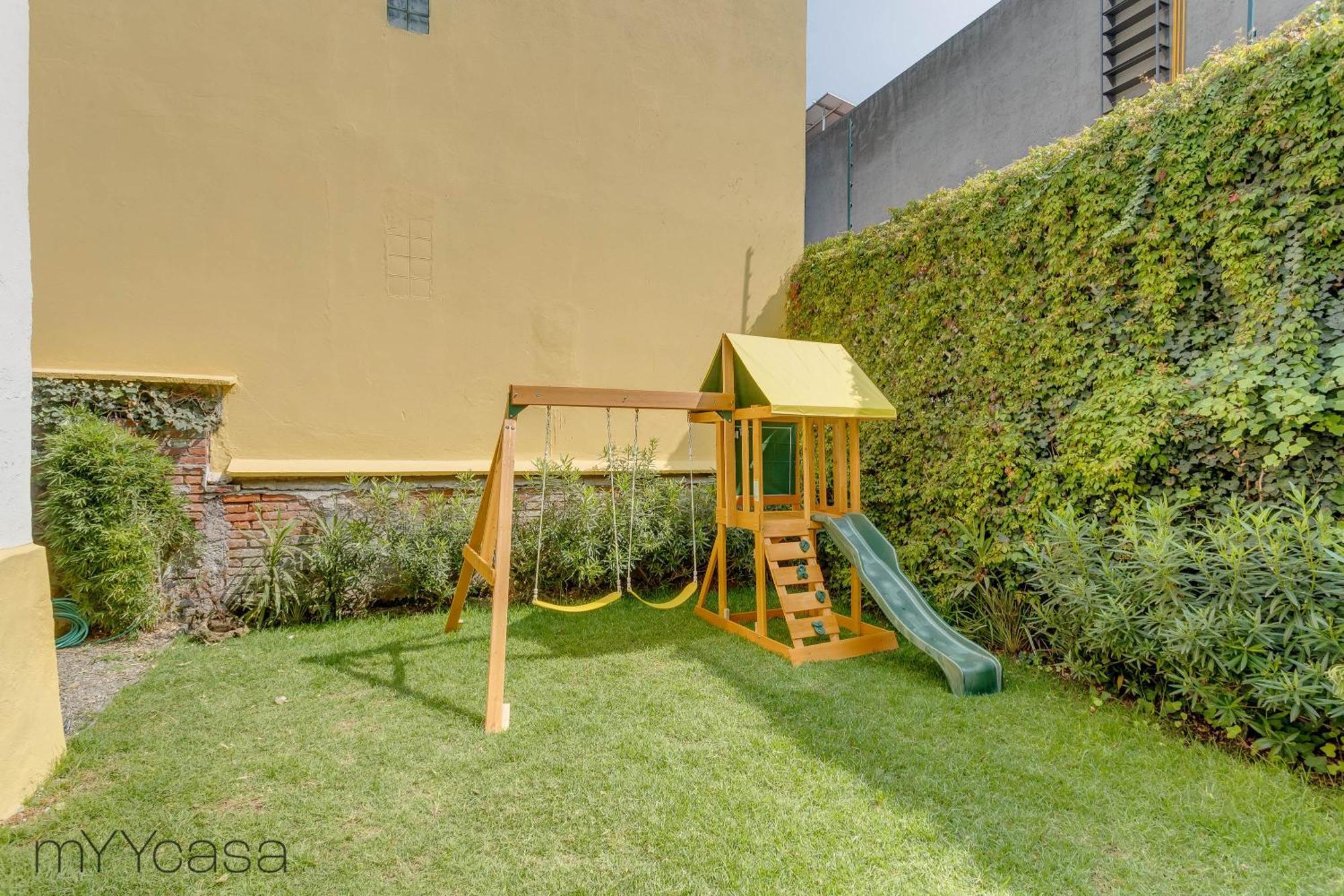 Villa Refurbished Mansion With Garden & Patio In Lomas - Monte Blanco Mexico-stad