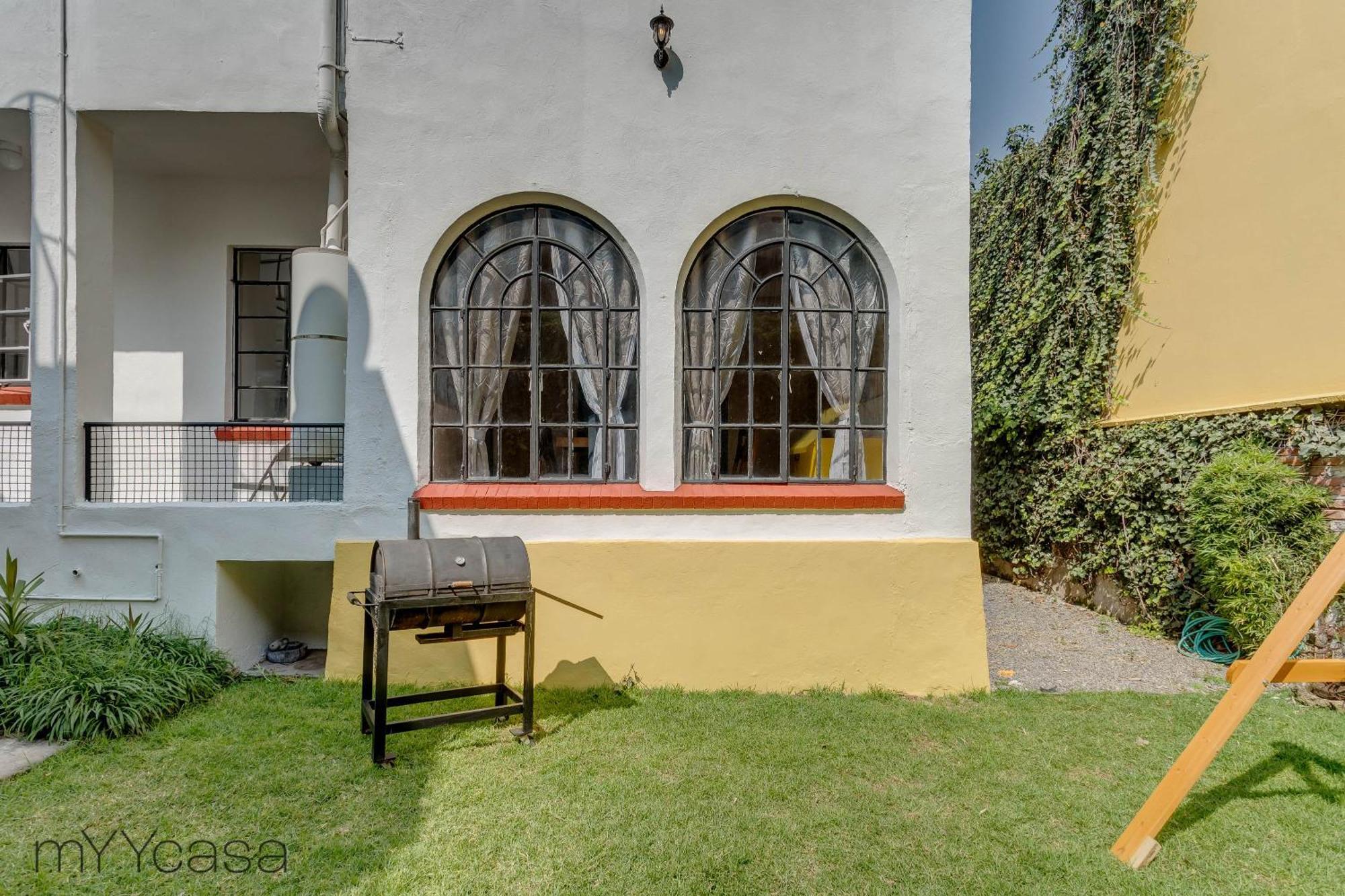 Refurbished Mansion With Garden & Patio In Lomas - Monte Blanco *